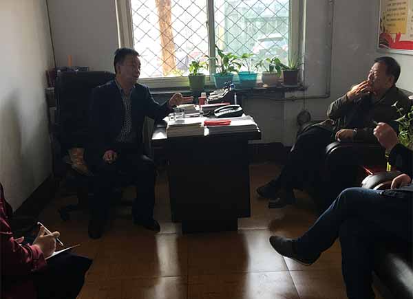 后勤中心党支部召开“讲道德、有品行”专题讨论会335pwnnfc52.jpg