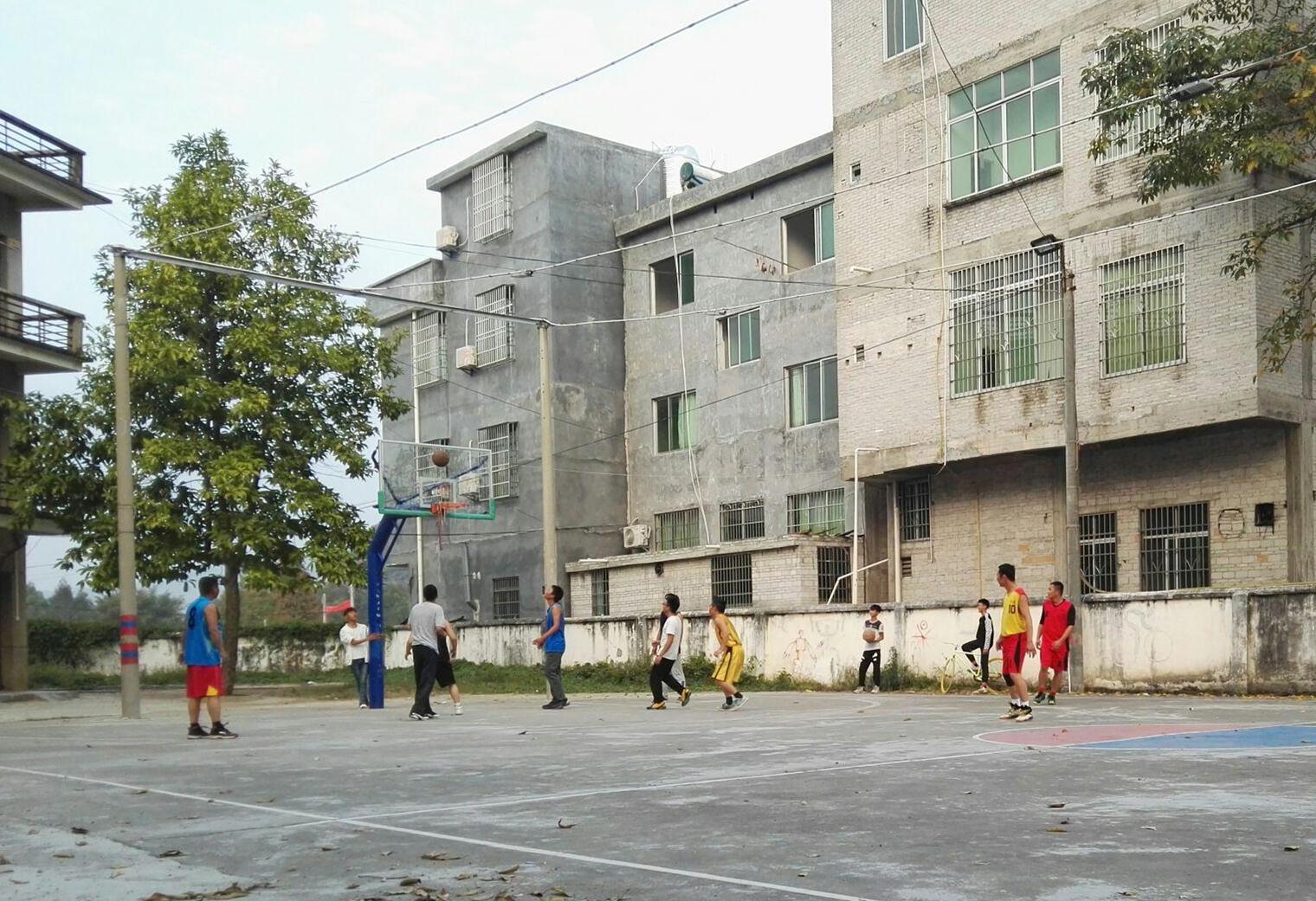 封开分公司以球会友促交流x4fxfd2qwxy.jpg