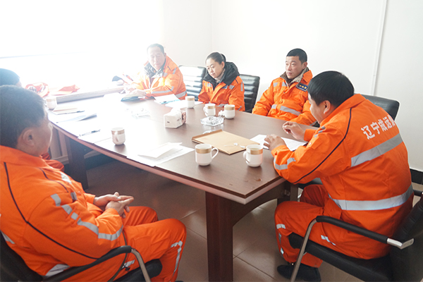 2017年1月21-22日公司全体员工安全教育培训、军训ojts0uczwba.jpg