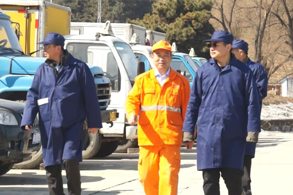2017年3月9日欢迎辽宁省安委会到辽阳成元民爆器材专营vii2kf2hase.jpg