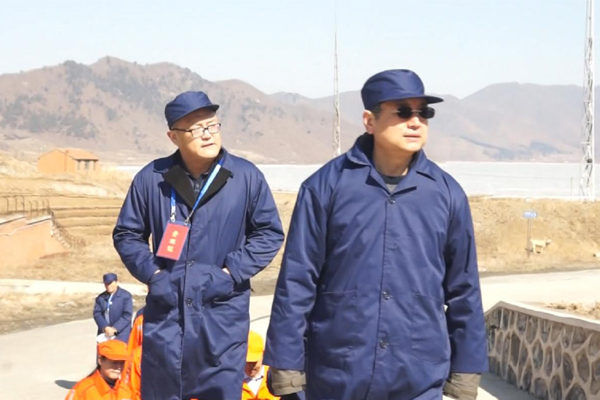 2017年3月9日欢迎辽宁省安委会到辽阳成元民爆器材专营xr13cv2hx3m.jpg