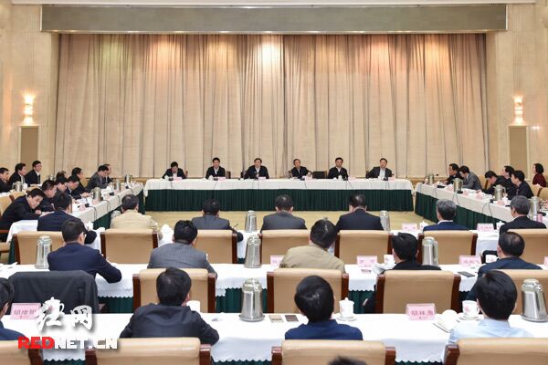杜家毫强调 坚定不移把省属国有企业做强做优做大yn1uszqdzw1.jpg