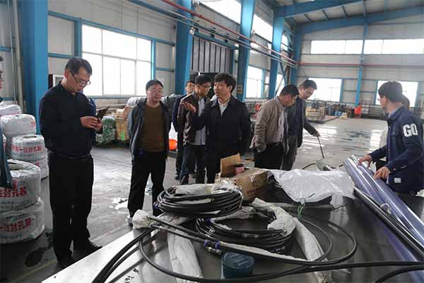 郑煤化工技术中心到晋安公司参观考察z4r4jppboac.jpg