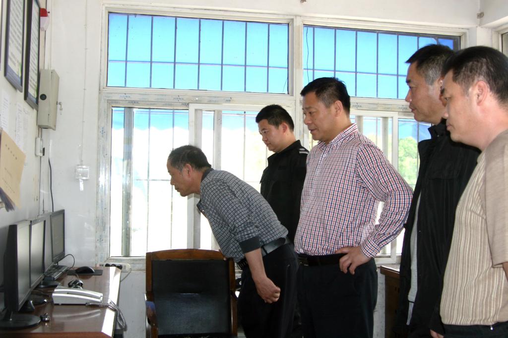淮北市公安分局到公司安全专项检查pnlnfir4dqy.jpg