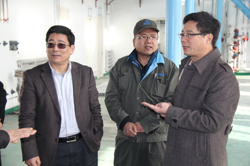 省机电控股公司总经理董飞龙到青海青乐公司调研慰问bmowldbzoq3.jpg