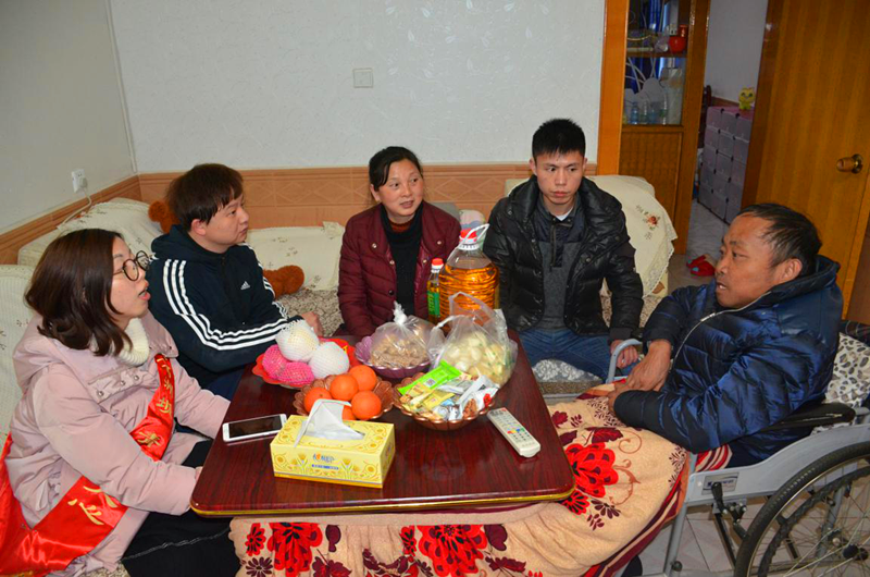 爱在路上，送温暖在行动onugmw1fmff.png