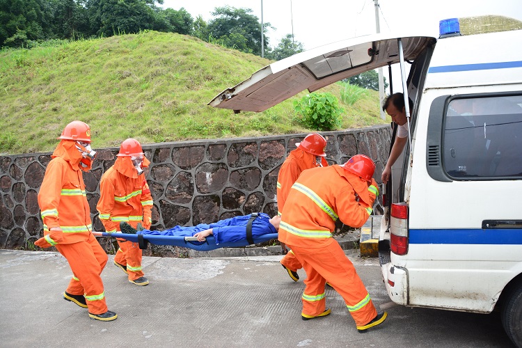 新天地集团成功举办湖南省民爆行业生产安全事故应急演练veadjmtrhk1.jpg