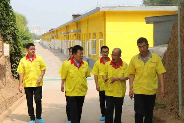 我公司组织业务工作人员到壶化集团对标学习kfdp3rgim3j.jpg