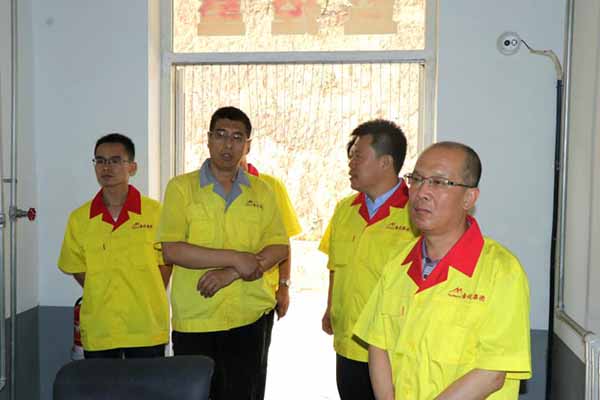 我公司组织业务工作人员到壶化集团对标学习tchtaye1pgz.jpg