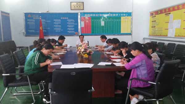 包装公司安排部署高温气候下安全生产工作1bbhpzpvvu4.jpg