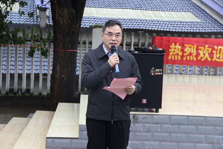 湖南日报、红网等省内主流媒体聚焦新天地集团农产品交易会及4052vzb5jb2.jpg