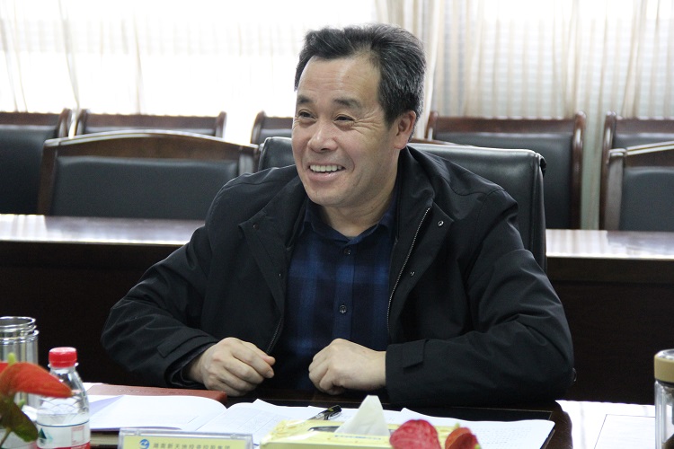 邓广雁来新天地集团调研31rjfjca10v.jpg