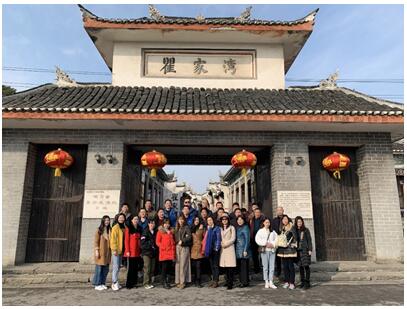 阳春三月万象新  春风摇曳女人节 公司各单位纷纷开展庆3ddhcizjjqry.jpg